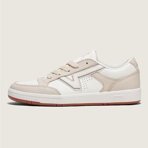 Vans Low-Top Sneaker in White and Beige with Light Blue Accent